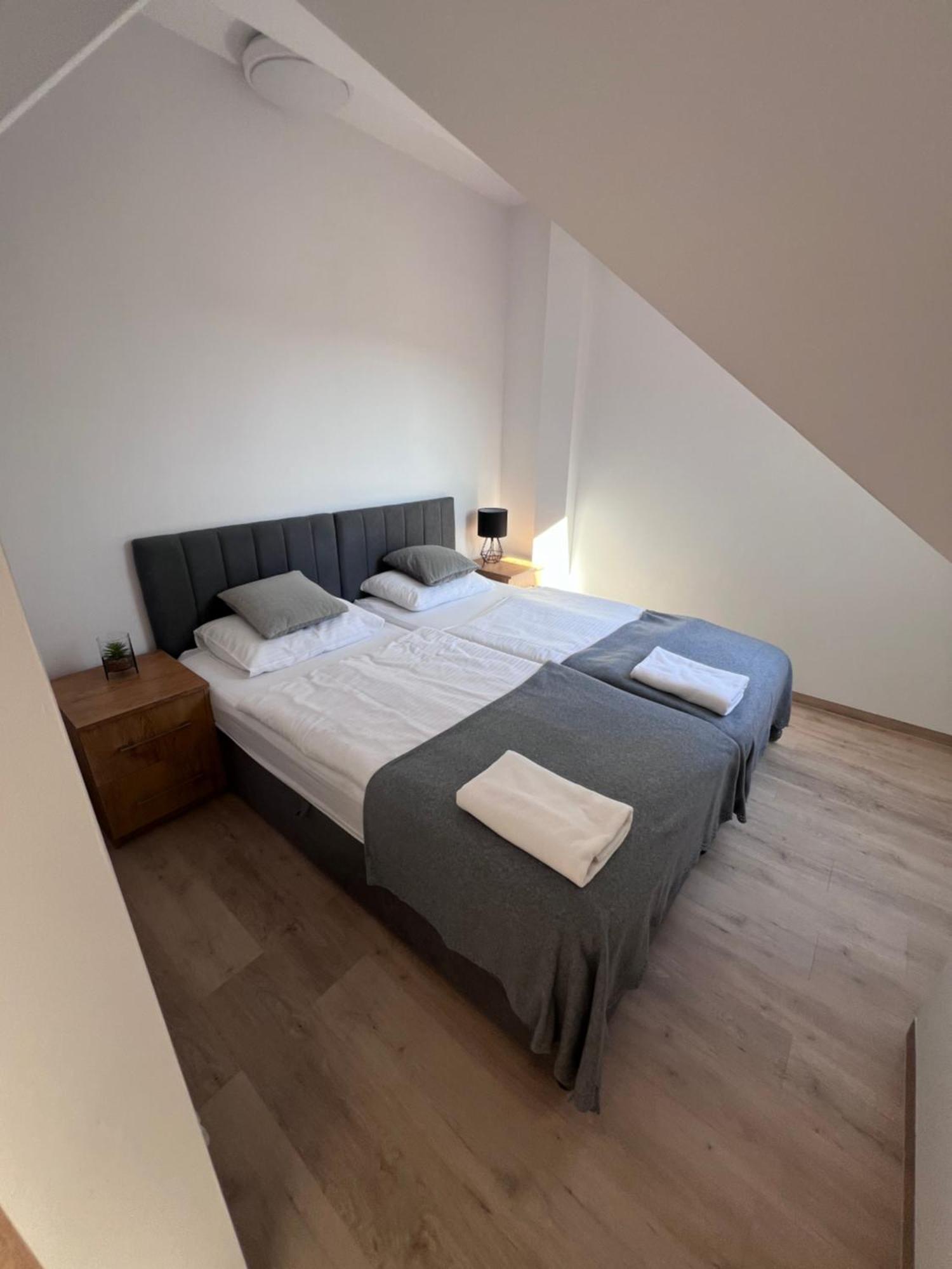 Apartamenty Divemed Jelenia Góra Eksteriør billede